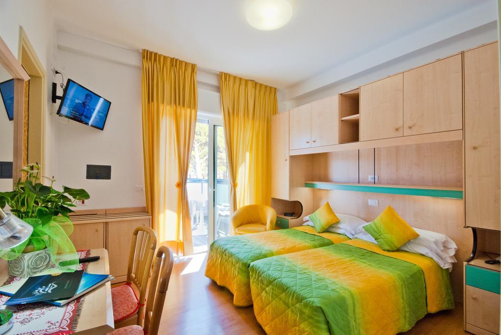 Hotel Gimm Бибионе Номер фото
