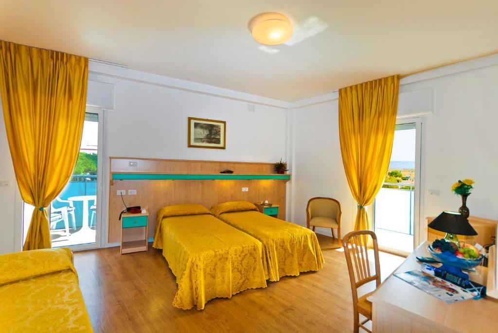Hotel Gimm Бибионе Номер фото