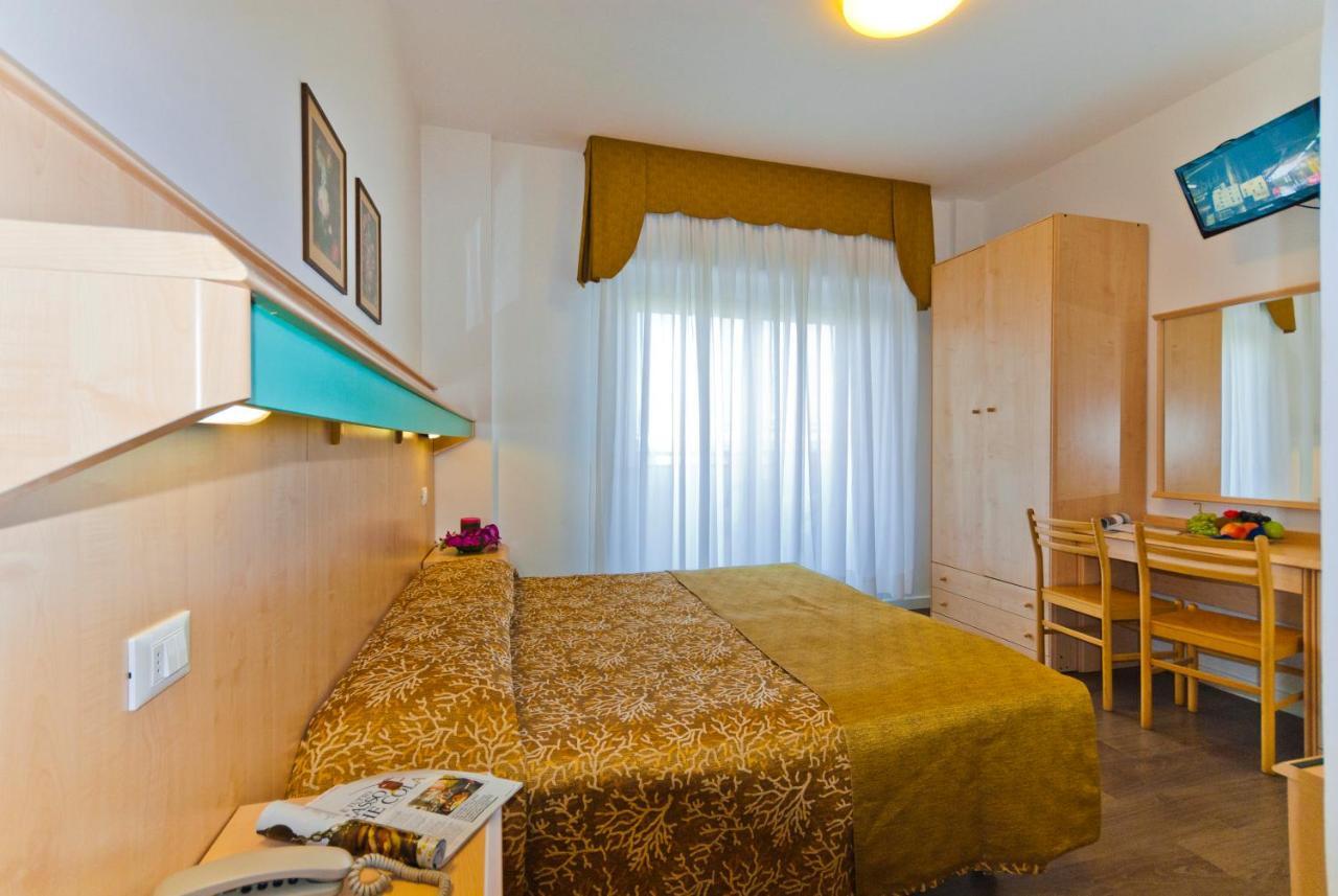 Hotel Gimm Бибионе Номер фото
